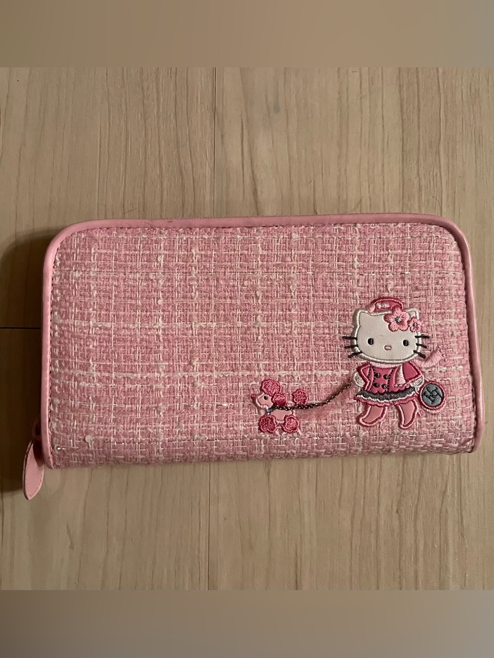 Sanrio Hello Kitty NWT Super Rare 2004 Pink Poodle Tweed Zip Around Wallet 🩷